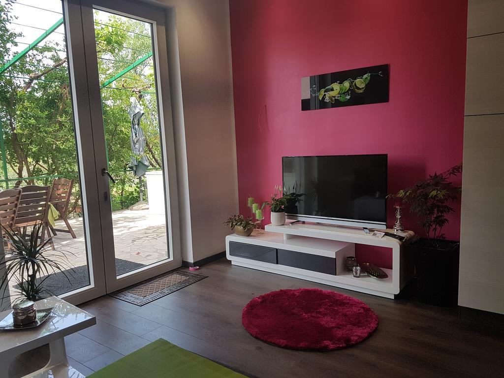 Apartment Adis Шибеник Экстерьер фото